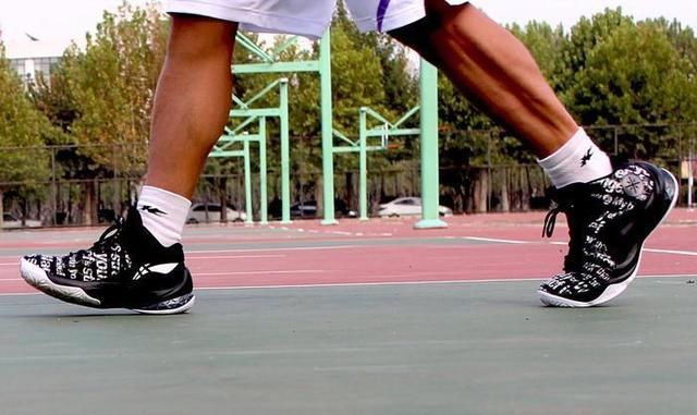 抓地力好的篮球 t0140313a7ba8bdec7a.jpg