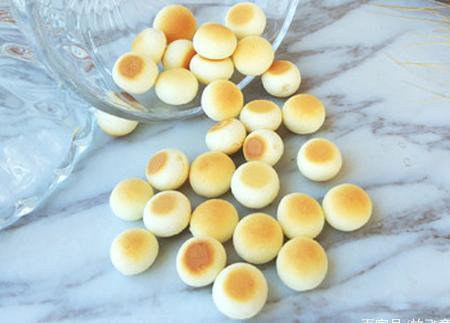 宝宝烘焙零食食谱 自制旺仔小馒头的做法 超简