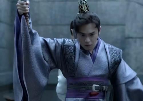 范闲被言冰云刺中后如何