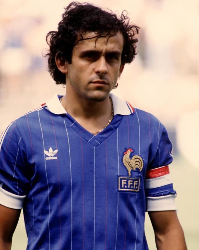 世界杯历史上最经典的20套球衣 扎伊尔队服了