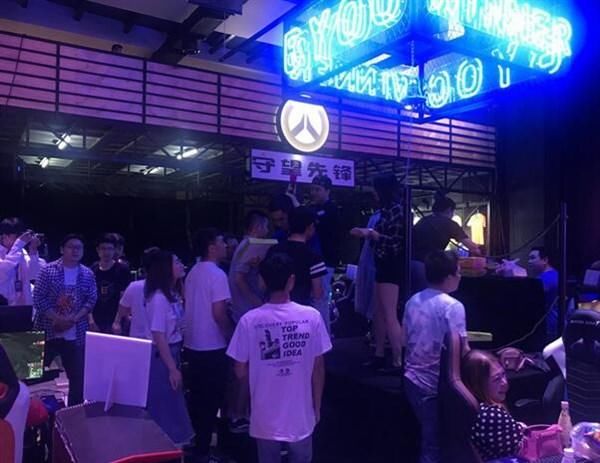 战旗LanStory成都站第一天：各类活动精彩纷呈