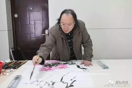 北京画家周大贵国画在府谷县文化馆展出