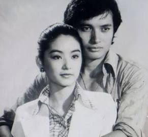 林青霞的前夫,曾经也是影帝,退出影坦多年,如今