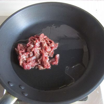 黑椒牛肉炒乌冬面