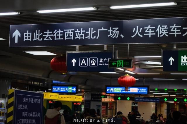 大年除夕阖家团圆看春晚时，外面城市的样子你可见过