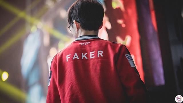 一场比赛告诉你为什么SKT离不开Faker！