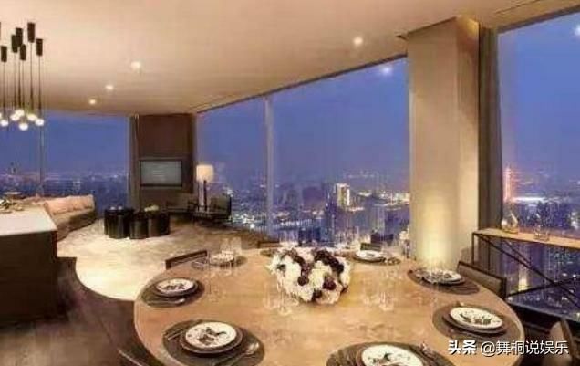 黄晓明3600万从未成年人手中买豪宅，7年未过户，疑似被骗？