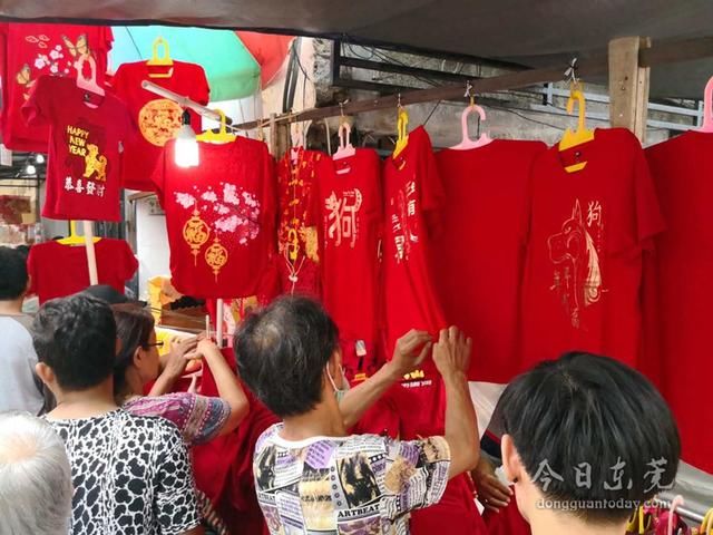 四海同胞齐贺新年 海外春节也热闹