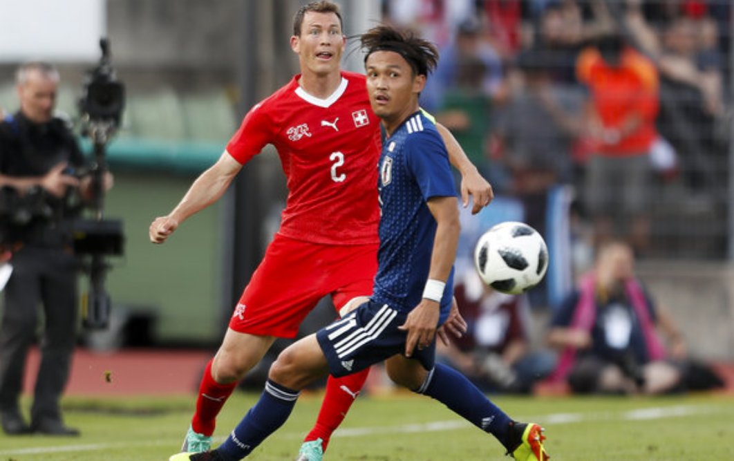 友谊赛日本0:2瑞士,在俄罗斯世界杯前夕,日本遭