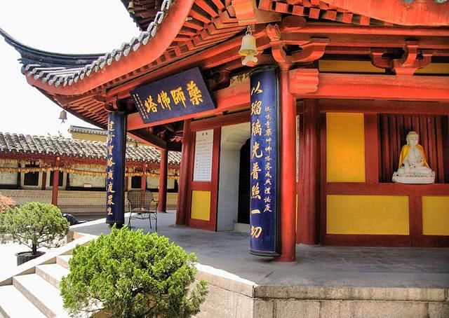 媲美九寨沟!来南京最美古刹,感受绝色美景,无数人心中的天堂!