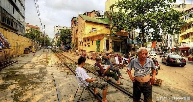 印度人来中国旅游,做的第一件事让人尴尬,提出的要求更让人无语