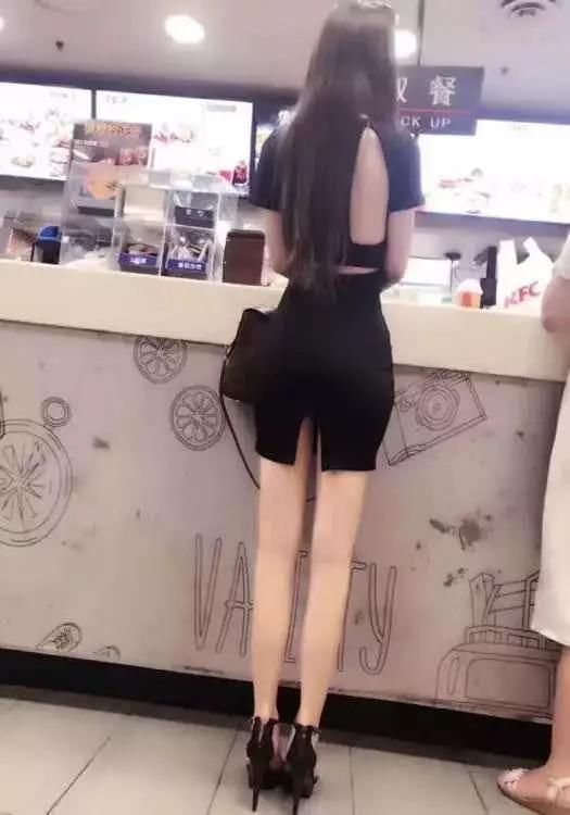 结果惊现美女视频搬砖,大家忍不住围观,内衣让竟脱工地民工跳舞件一不留美女图片