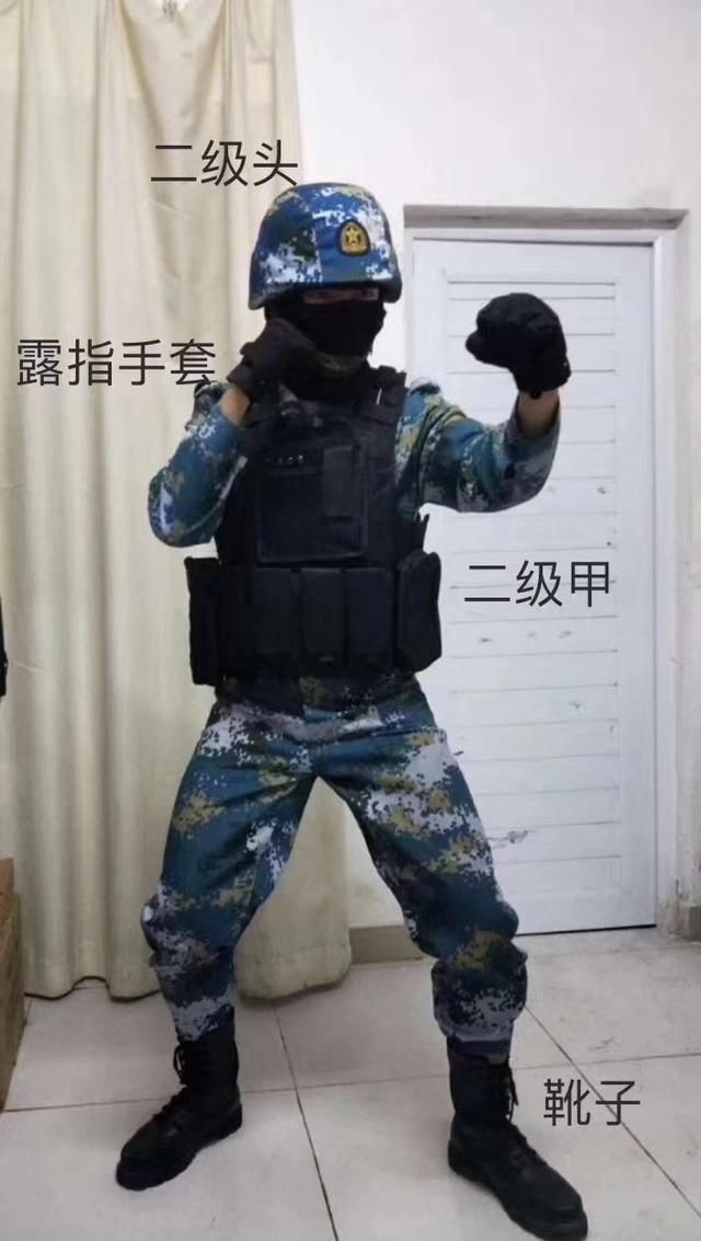 现实吃鸡?大一新生军训嫌不苦,主动申请加训!