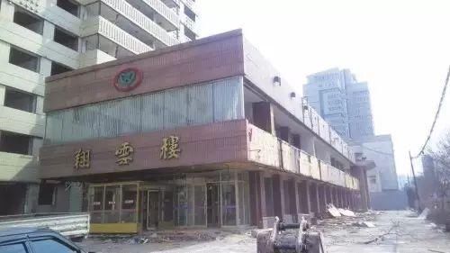 眼看着沈阳地标被炸，是种什么心情?