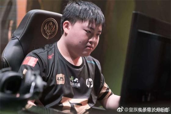 亚运会中国队英雄联盟战绩公开:8胜2负出线!