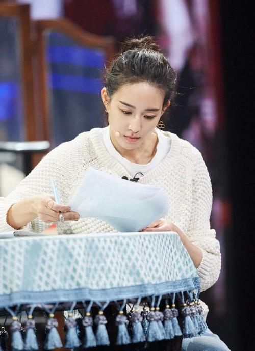 张钧宁的大长腿到底有多长,腿长到竟无处安放