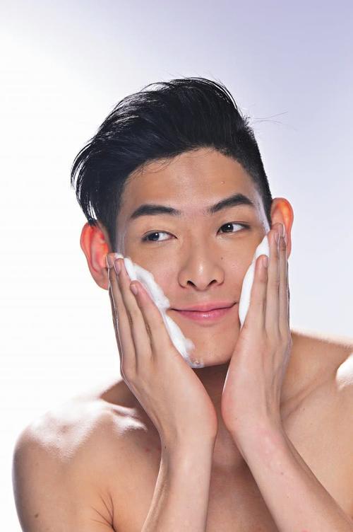 男生如何减脸上婴儿肥 t0147265b1462699d85.jpg
