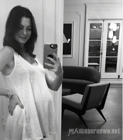 安妮海瑟薇生二胎