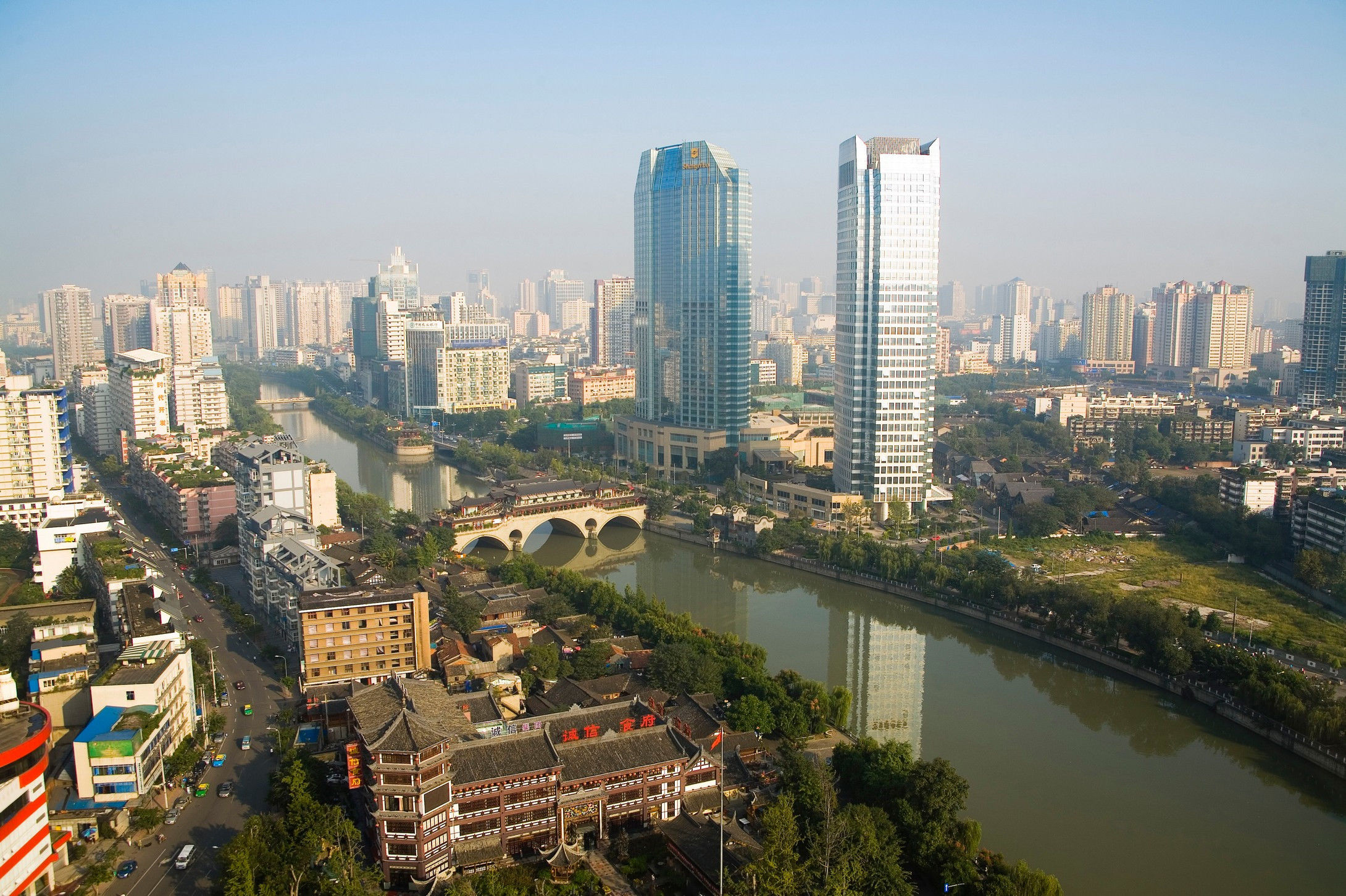 成都的人口有多少_成都市区三环内至成都双流国际机场单程送机