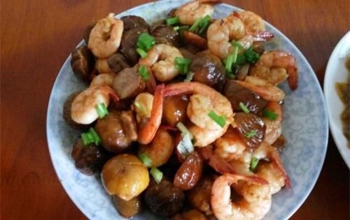 这种坚果既能当零食也能做菜,对男性有一定的