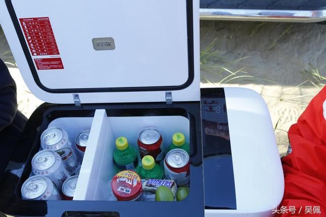 你根本想不到，车里加一台冰箱可以这么方便