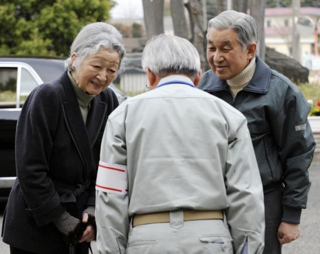 别羡慕英国日本皇室，他们还羡慕你的发财中国年！