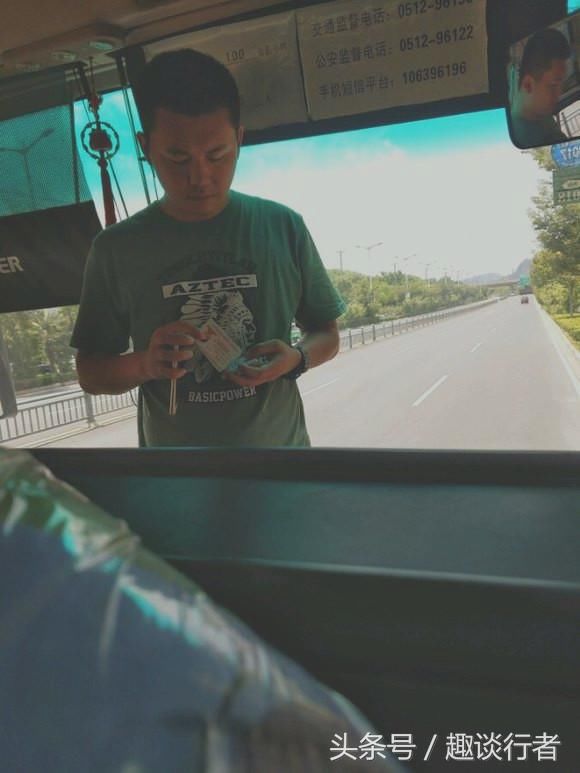 黑中介6500底薪招人，把人骗去电子厂干活！一个月却只有五百块钱