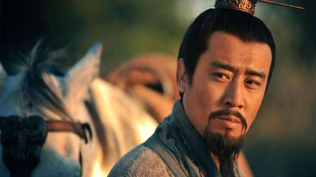 三顾茅庐到底是不是真的?诸葛亮居然不会打仗