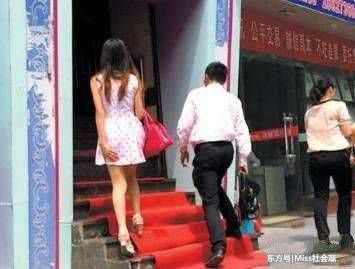 男子约会女网友, 消费了9000元钱, 结果发现对方是一名酒托