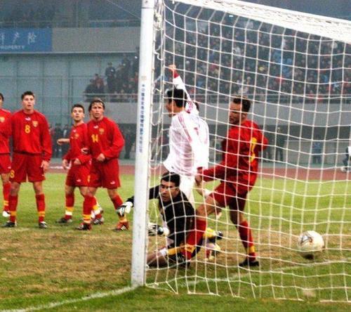图集:17年国足生涯流年似水,但郑智与足球的故