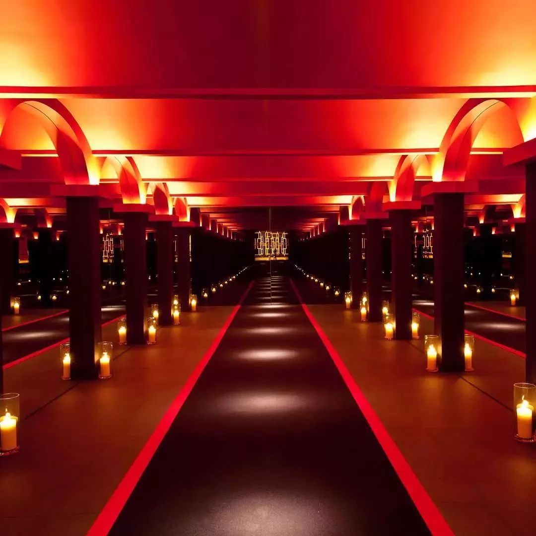 奢侈大牌纷纷开餐厅和咖啡馆,谁最好吃谁最坑爹?这里有答案