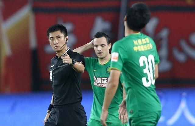 中国金哨马宁将执法U23亚洲杯决赛,中国足球