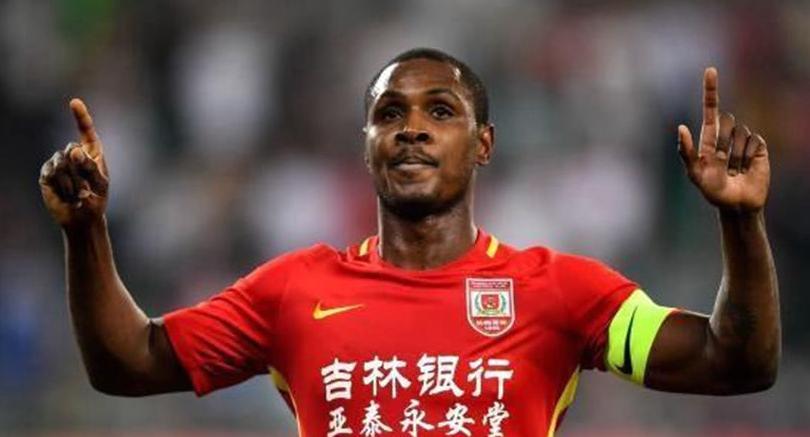 降级亚泰迎第1道难关!中超2队瞄上银靴伊哈洛