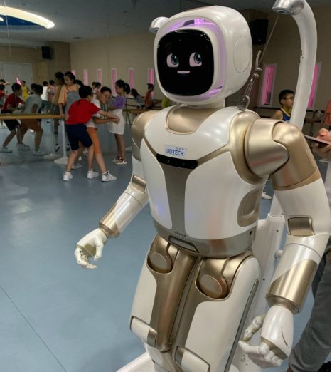蔡国庆8岁儿子蔡轩正,拍戏到凌晨1点还活力满满,最被看好星二代 澳门皇冠体育官网
