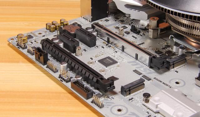 打造靓丽的桌面风景线,为世界杯喝彩