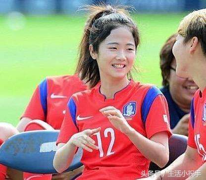 韩国女足憾负朝鲜女足,但是10号李玟娥却赢得