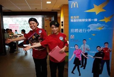 北上深睡一晚最低200元,睡不起房子的时代马上到来