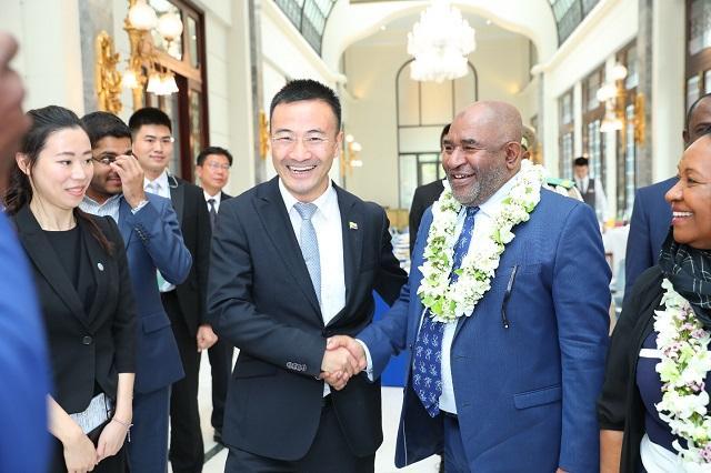 科摩罗总统:希望与华为携手实现2030发展战略