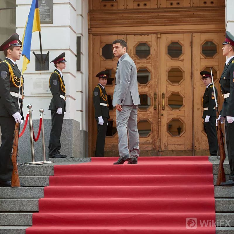 击败波罗申克成为乌克兰新当选总统,喜剧演员