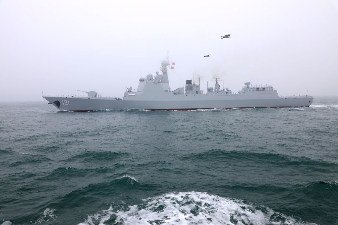 庆祝人民海军成立70周年海上阅兵活动举行