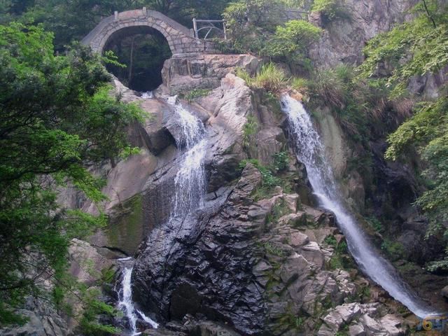 2017浙江各市GDP与人均GDP排名,温州人均倒