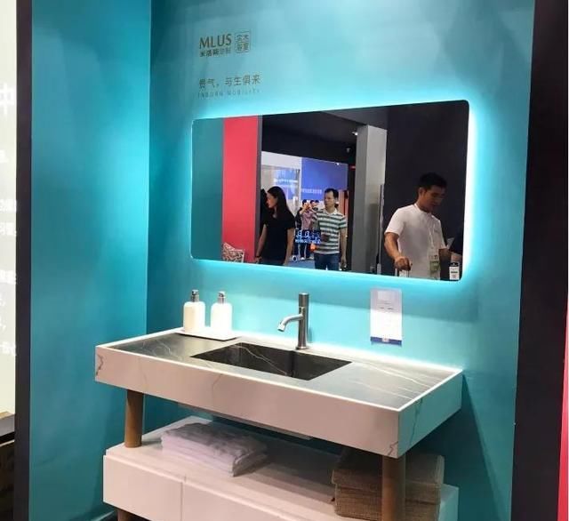 目测:这些浴室柜展会过后肯定跟风一片 兴发娱乐网