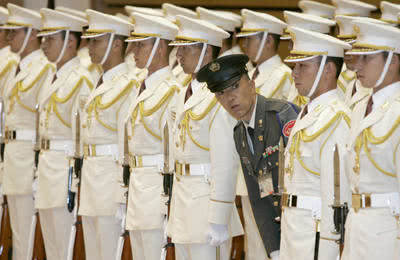 如果美国和俄罗斯开战,那么哪个国家会铁定参