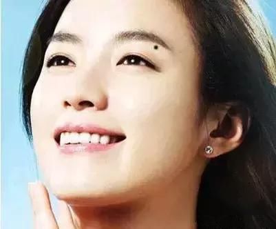 身上三处痣相,受财首菩萨庇护,一生安乐富贵