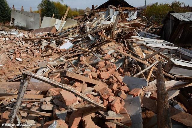 被拆迁房屋内财产灭失谁来赔?