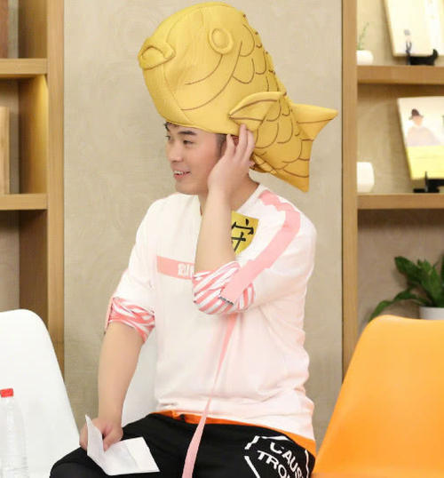 邓超陈赫鹿晗离开跑男原因是什么?总导演用4