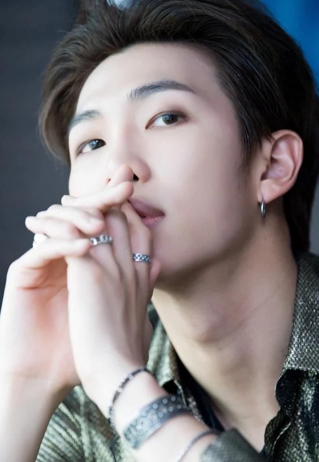 BTS防弹少年团有没有经历过恋爱?这是他们每