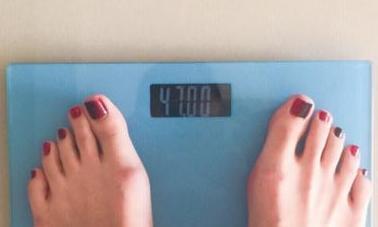 真人减肥史:MM4个月减重将近50斤,她的方法科