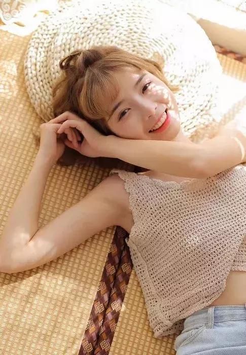 女生问“你在干嘛”时,你最好怎样回答?