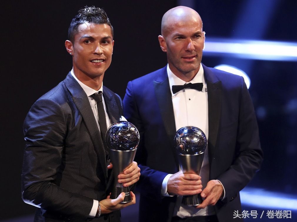 齐达内召开紧急发布会宣布辞职 执教2年半豪取